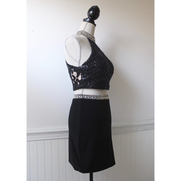 Alyce Paris Two Piece Black Homecoming Dress Size4 - Picture 2 of 12